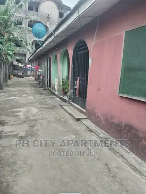 1bdrm Block of Flats in Port-Harcourt for sale