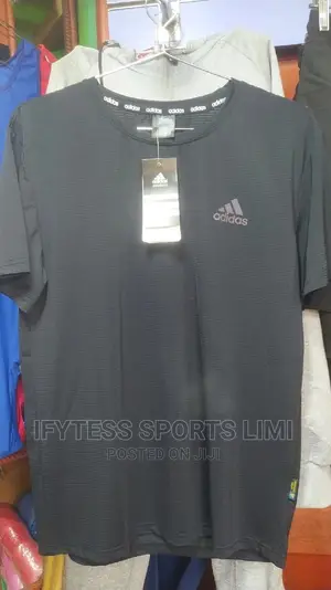 High Quality Sports Wears