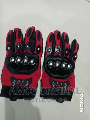 Hand Glove