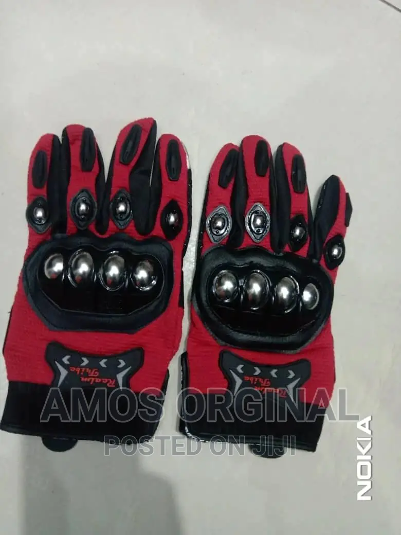 Hand Glove