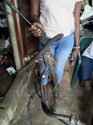 High Quality Certified Fairly Used Steering Rack Viano