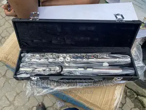 Yamaha Silver Stainless Flute