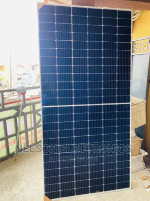Canadian Solar Panels 550w With 25 Years Warranty