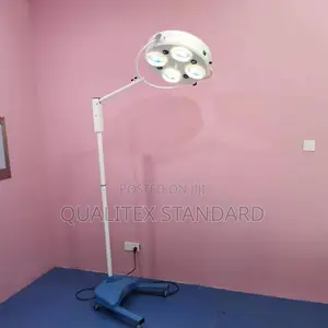 Electric Sunmed Uk 4 Bulb Operating Light