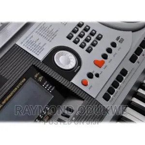 Yamaha Touch Sensitivity Split and Transpose Keyboard Piano