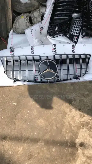 Glk350 Front Bumper Different Grills