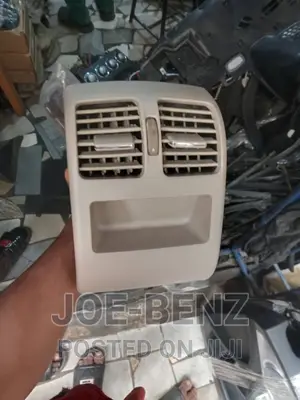 Back Ac Vent GLK350