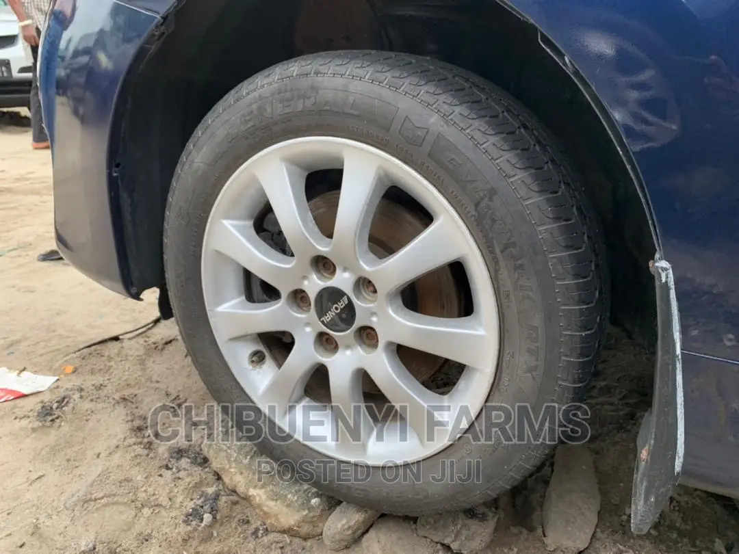 Toyota Matrix 2010 Blue