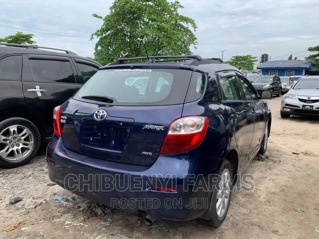 Toyota Matrix 2010 Blue