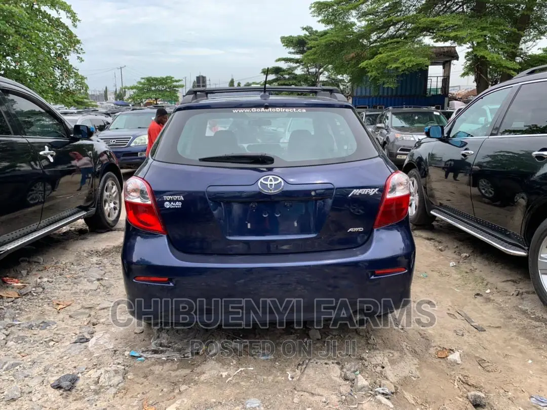 Toyota Matrix 2010 Blue