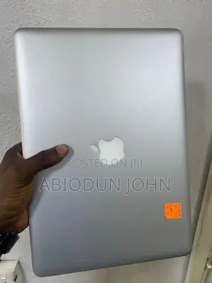 Laptop Apple MacBook 2012 8GB Intel Core I5 HDD 500GB