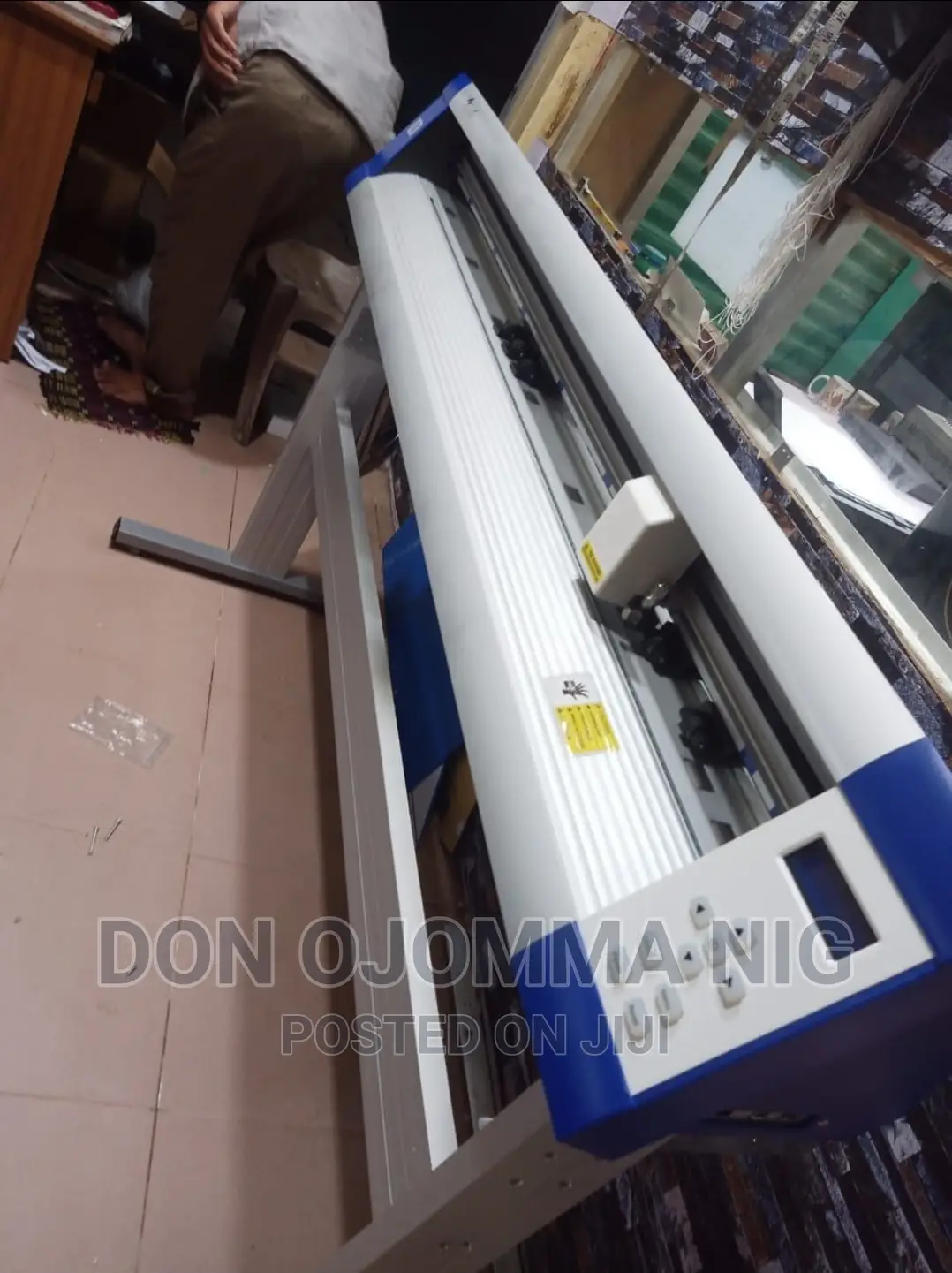 Yinghe 4ft Cutting Plotter With Contour Eyes Function