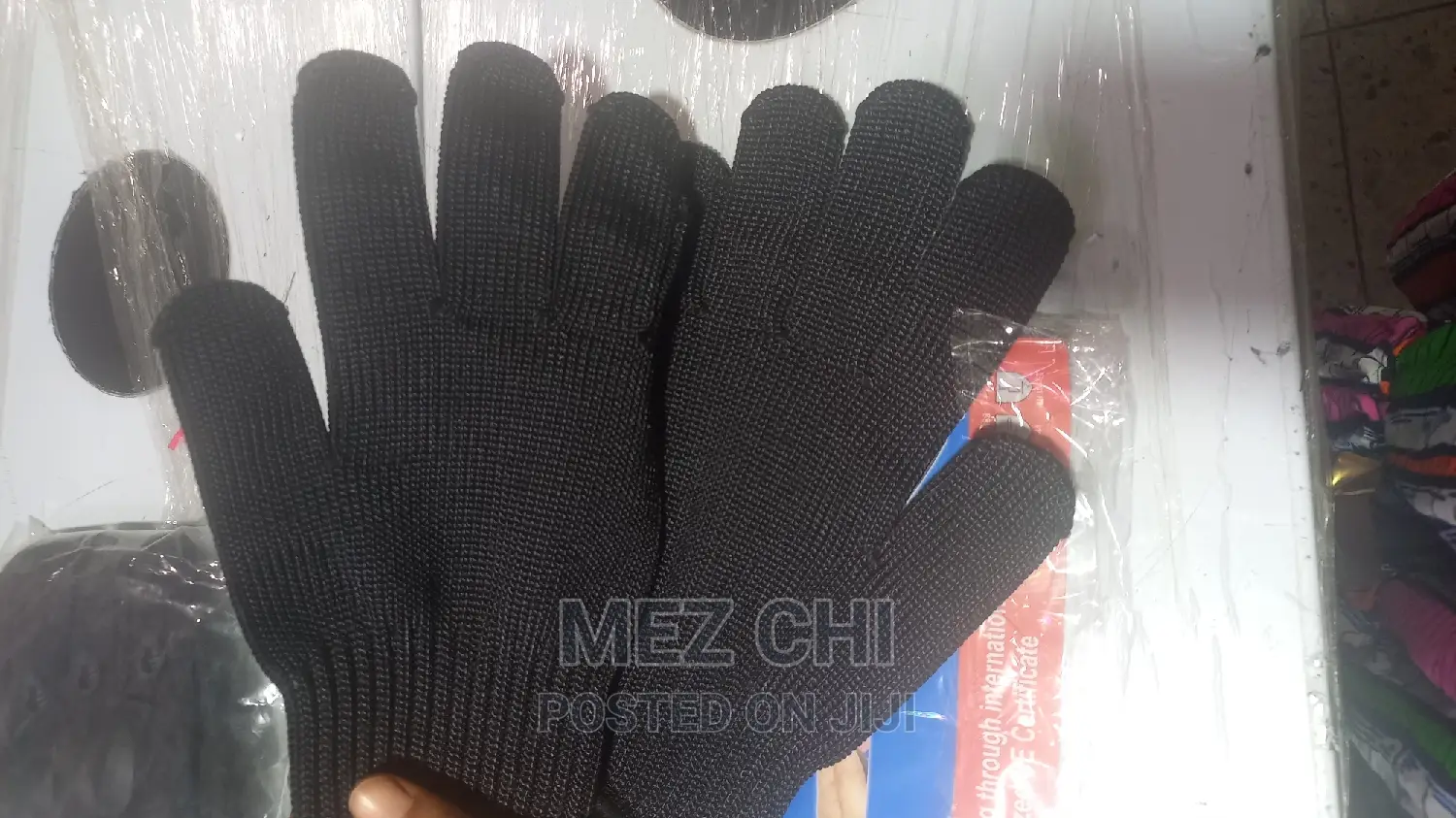 Cutting Proof Glove And Armguard