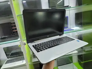 Laptop HP 15 4GB Intel Pentium HDD 500GB