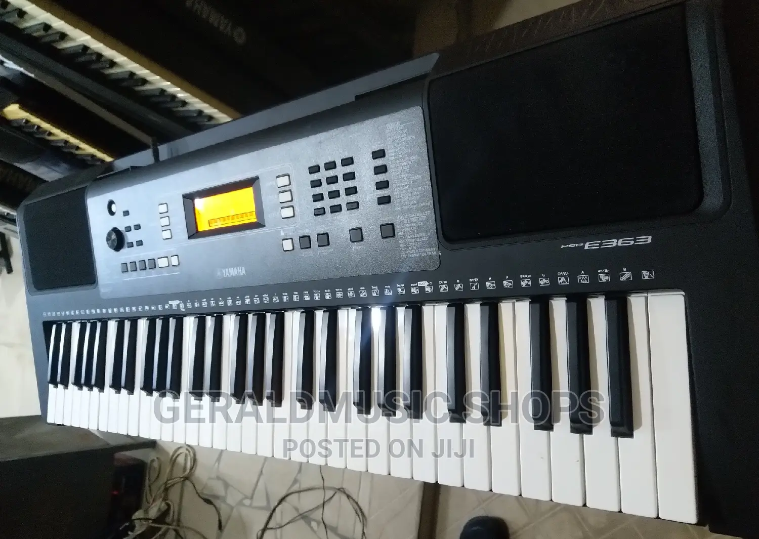 UK Used Yamaha PSR-E363 Keyboard
