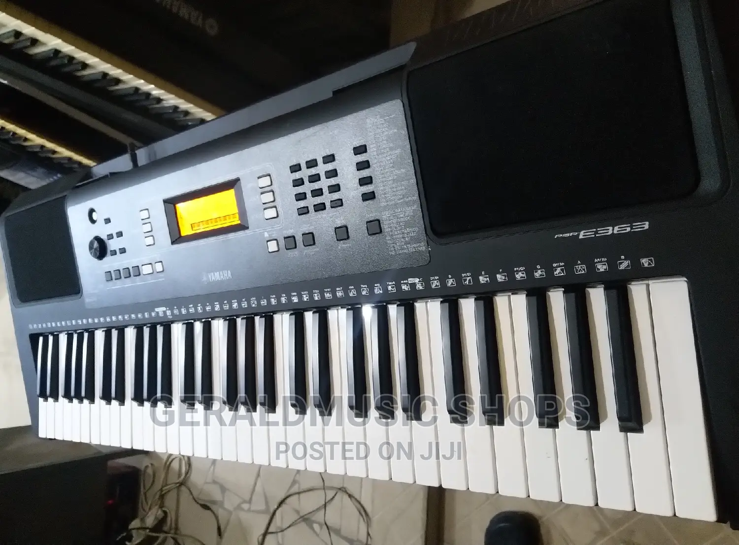 UK Used Yamaha PSR-E363 Keyboard