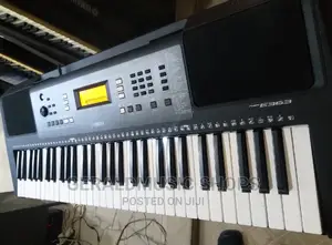 UK Used Yamaha PSR-E363 Keyboard