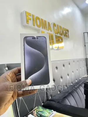 New Apple iPhone 15 Pro Max 256 GB Blue