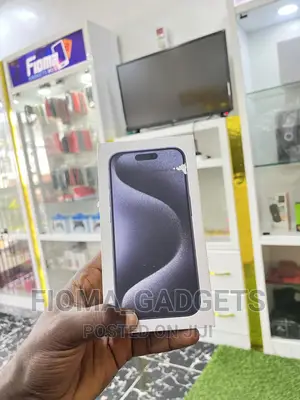 New Apple iPhone 15 Pro 128 GB Blue