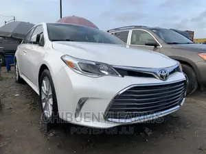 Toyota Avalon 2015 White