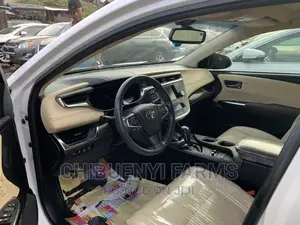 Toyota Avalon 2015 White