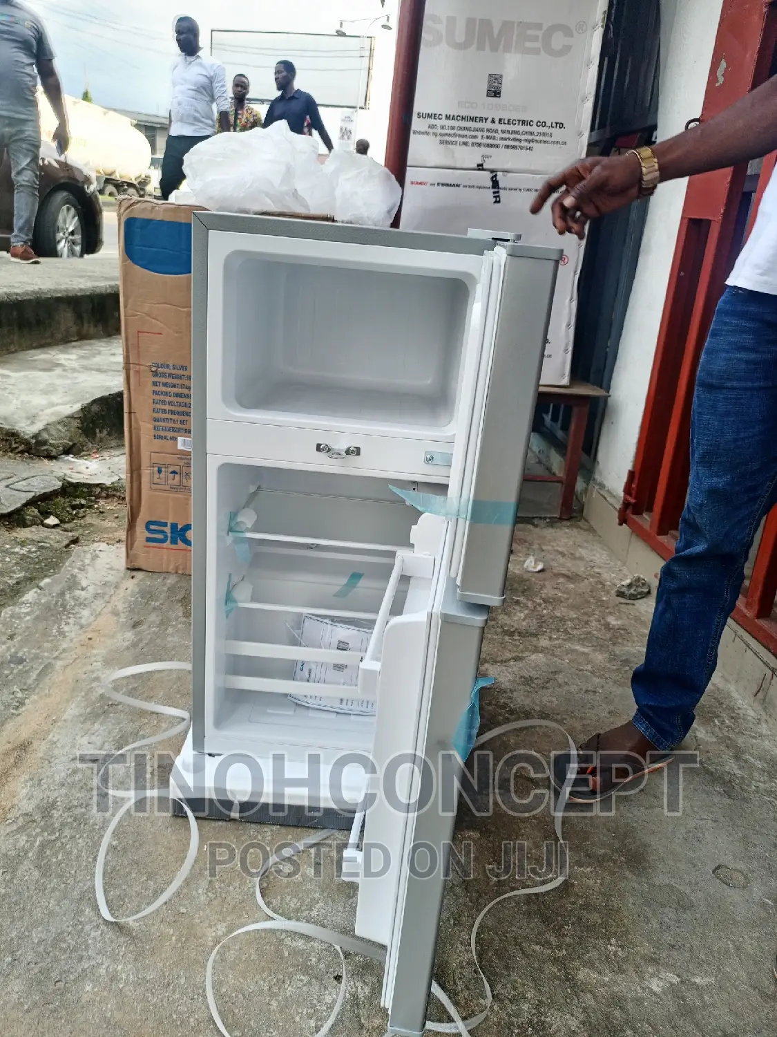 Skyrun Refrigerator Tabletop Low Voltage