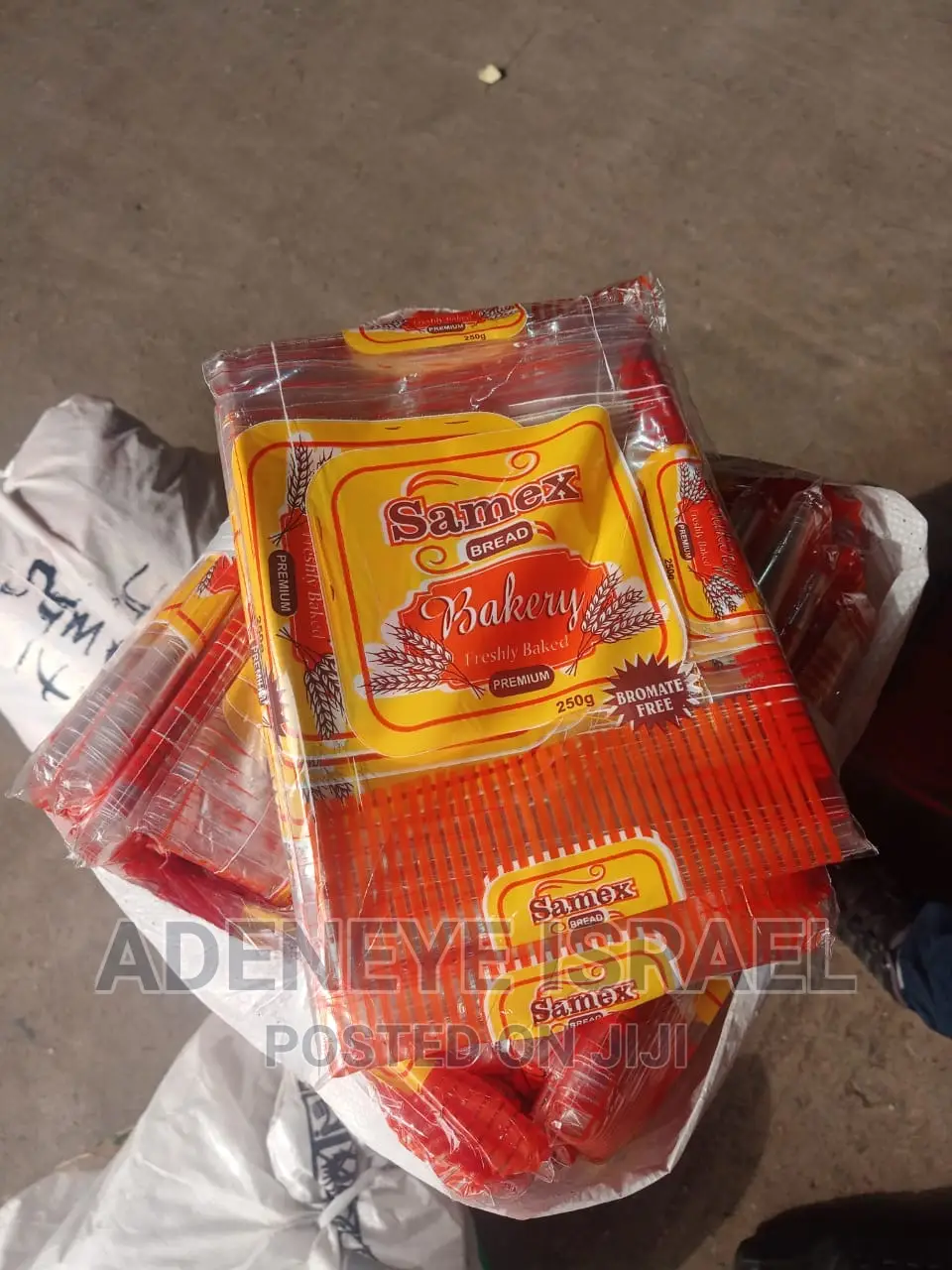 Neatly Printed Bread Wrapper and Designs