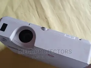 Kings Hitachi Projector