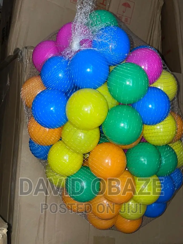 100pcs Of Soft And Colourful Balls