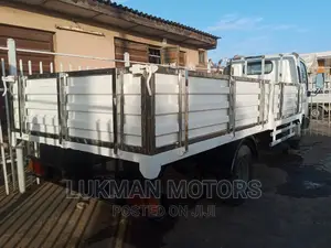 Nissan Cabstar 2005 White