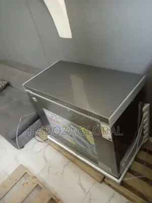 Lg Chest Freezer [Gc-389q], 220liters--