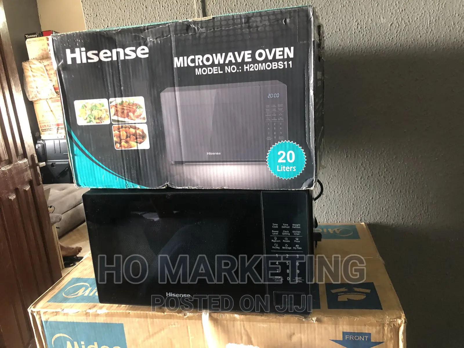20 Litres Black Microwave Oven Hisense