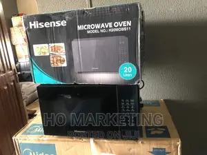 20 Litres Black Microwave Oven Hisense