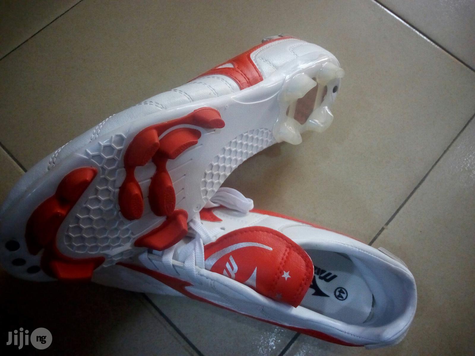 Mizuno Soccer Boot