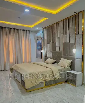 Wall Clapped Bed