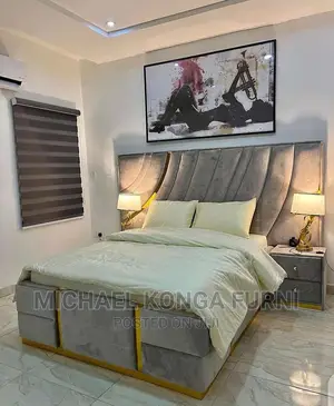 4.5b6 Padded Bed With 2 Bedside