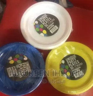 Plastic Disposable Plate - A Pack of 50pcs