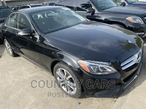 Mercedes-Benz C300 2015 Black