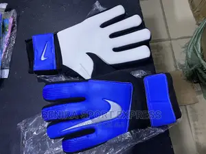 Goalkeepers Glove ( 04 )