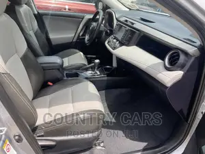 Toyota RAV4 2017 Silver
