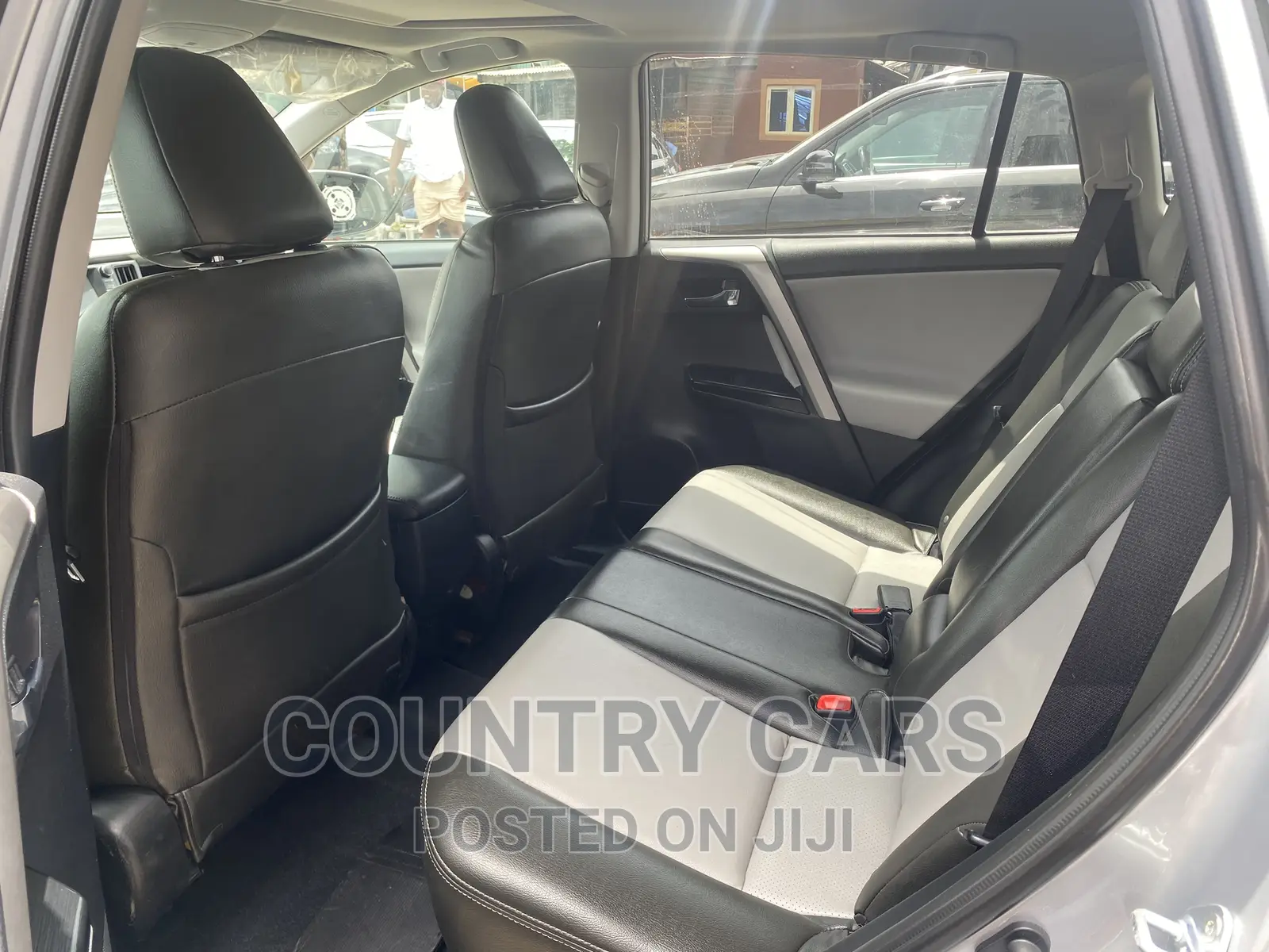 Toyota RAV4 2017 Silver