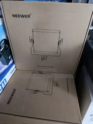 Neewer LED 660 RGB Version Video Light With Big Light Stand