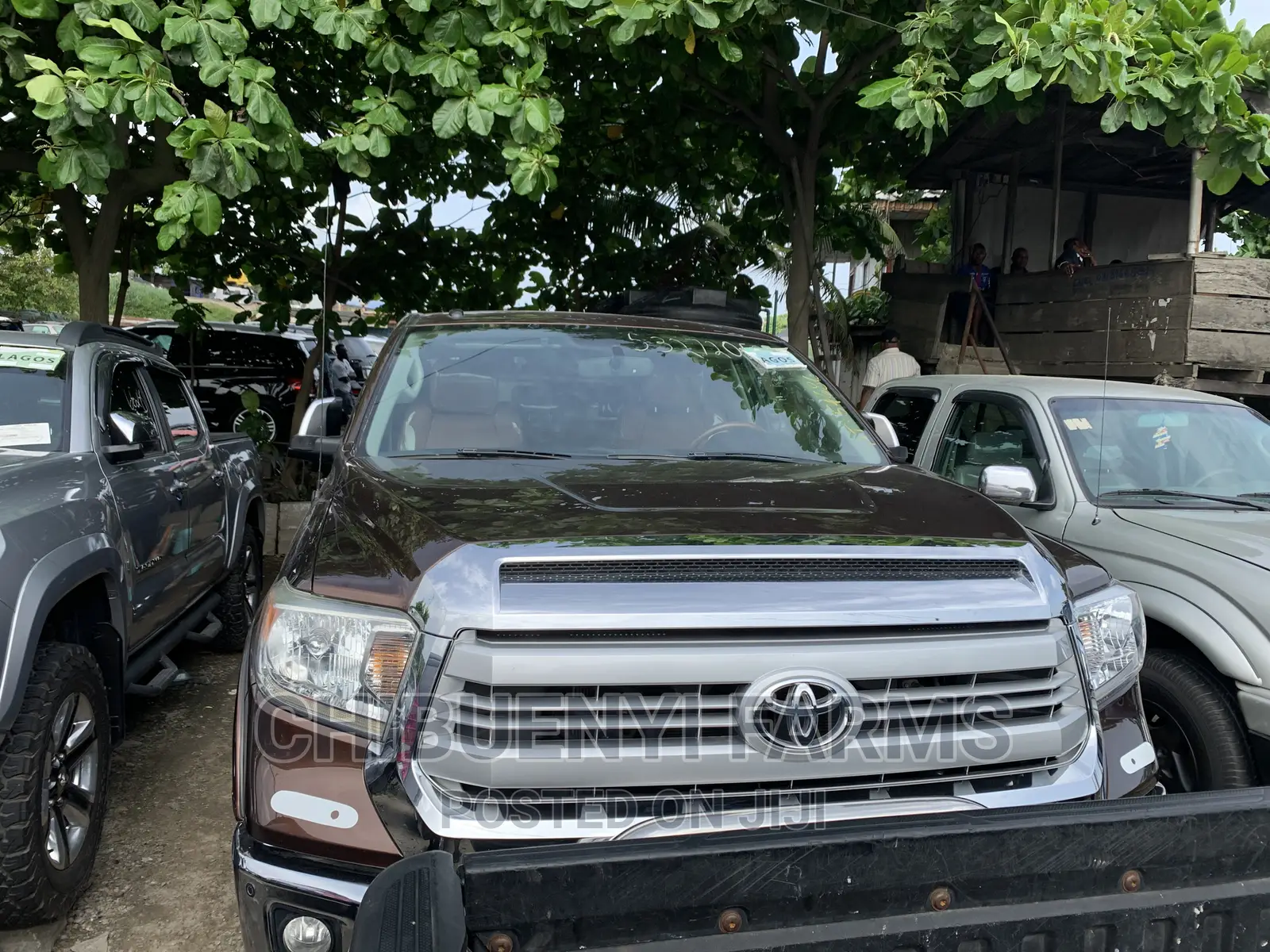 Toyota Tundra 2016 Brown
