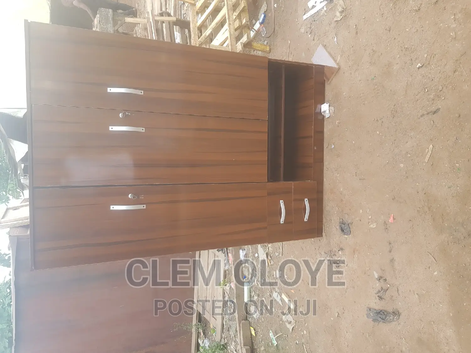 Standard Size Wardrobe