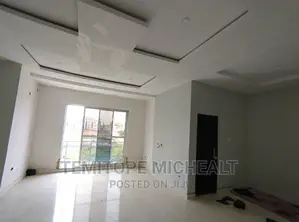 4bdrm Townhouse/Terrace in Gusape, Guzape District for Sale