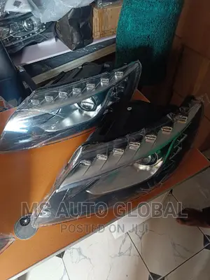 Audi Q7 Headlights 2014