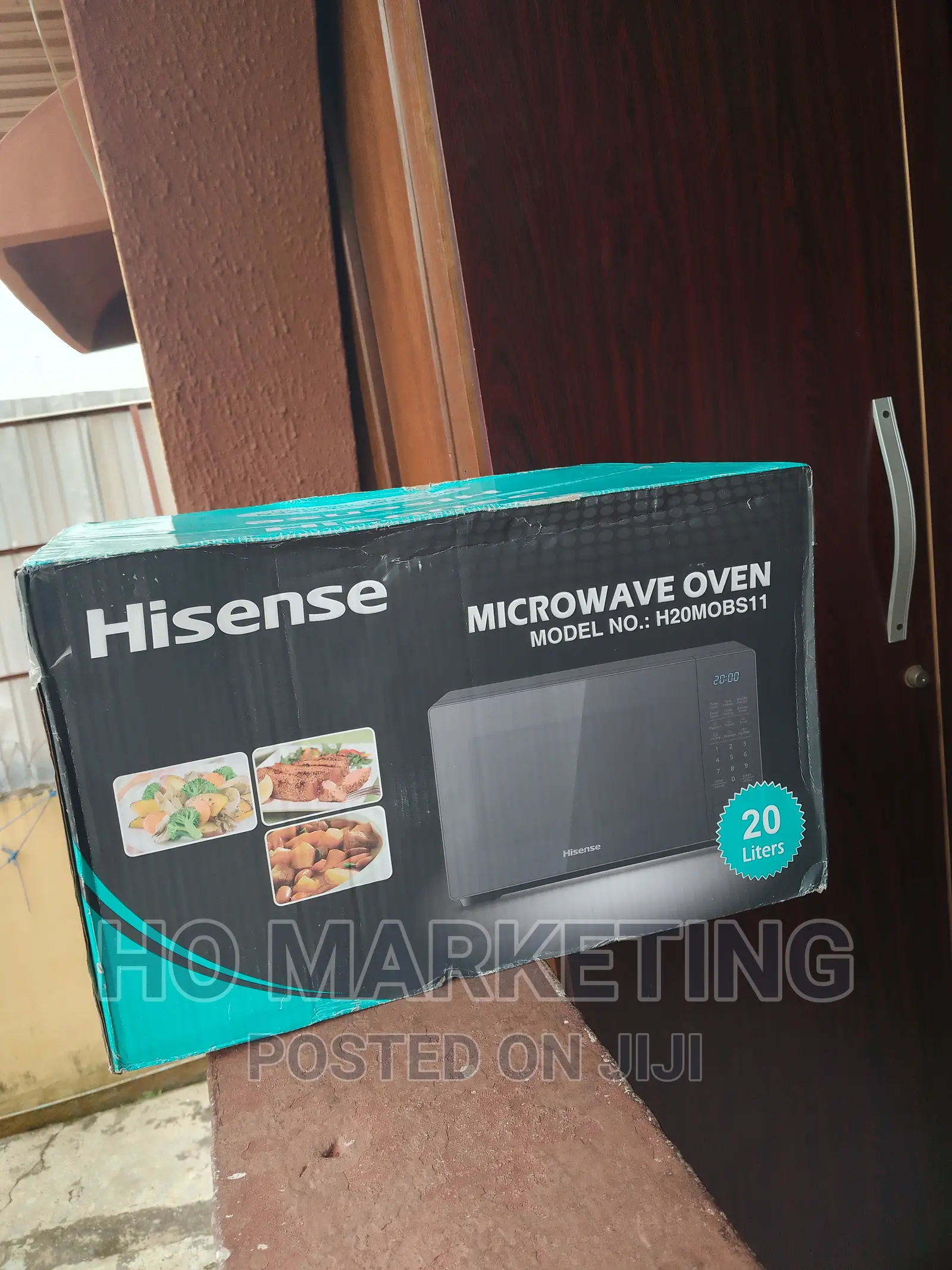 Hisense 700w Microwave Oven 20 Litres -Black