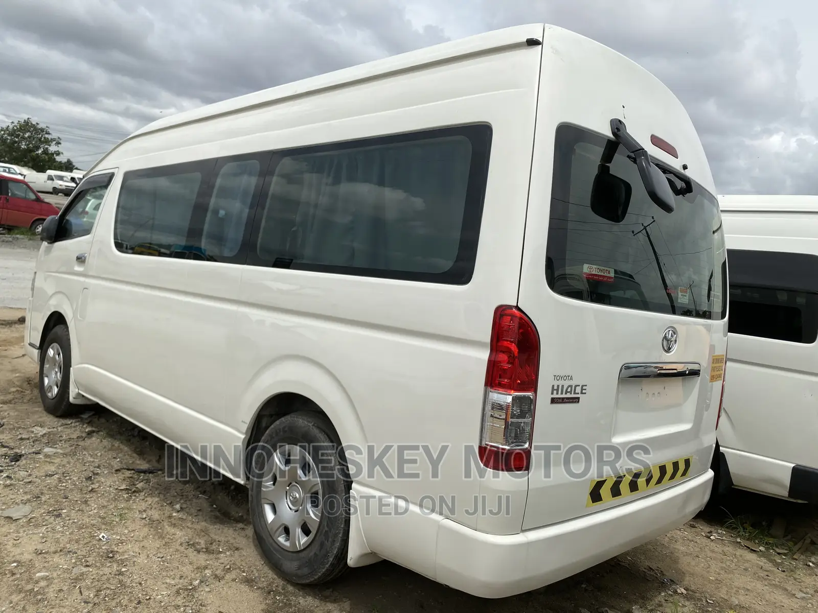 Toyota HiAce 2018 White