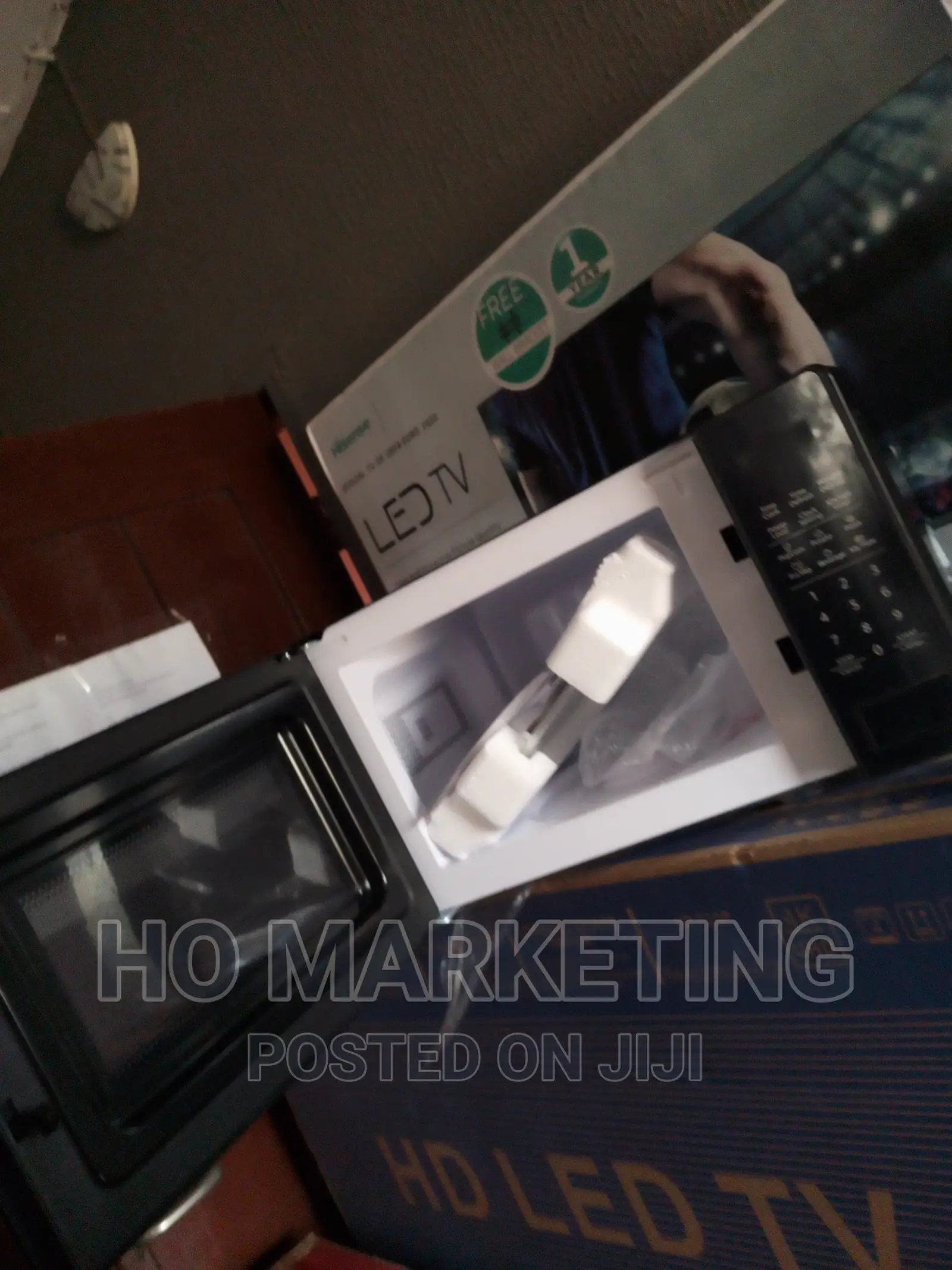 20l 700w Microwave Oven Hisense -Black