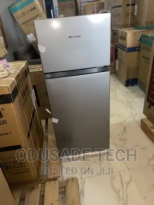 Ref 172dr Top Freezer Refrigerator 124L